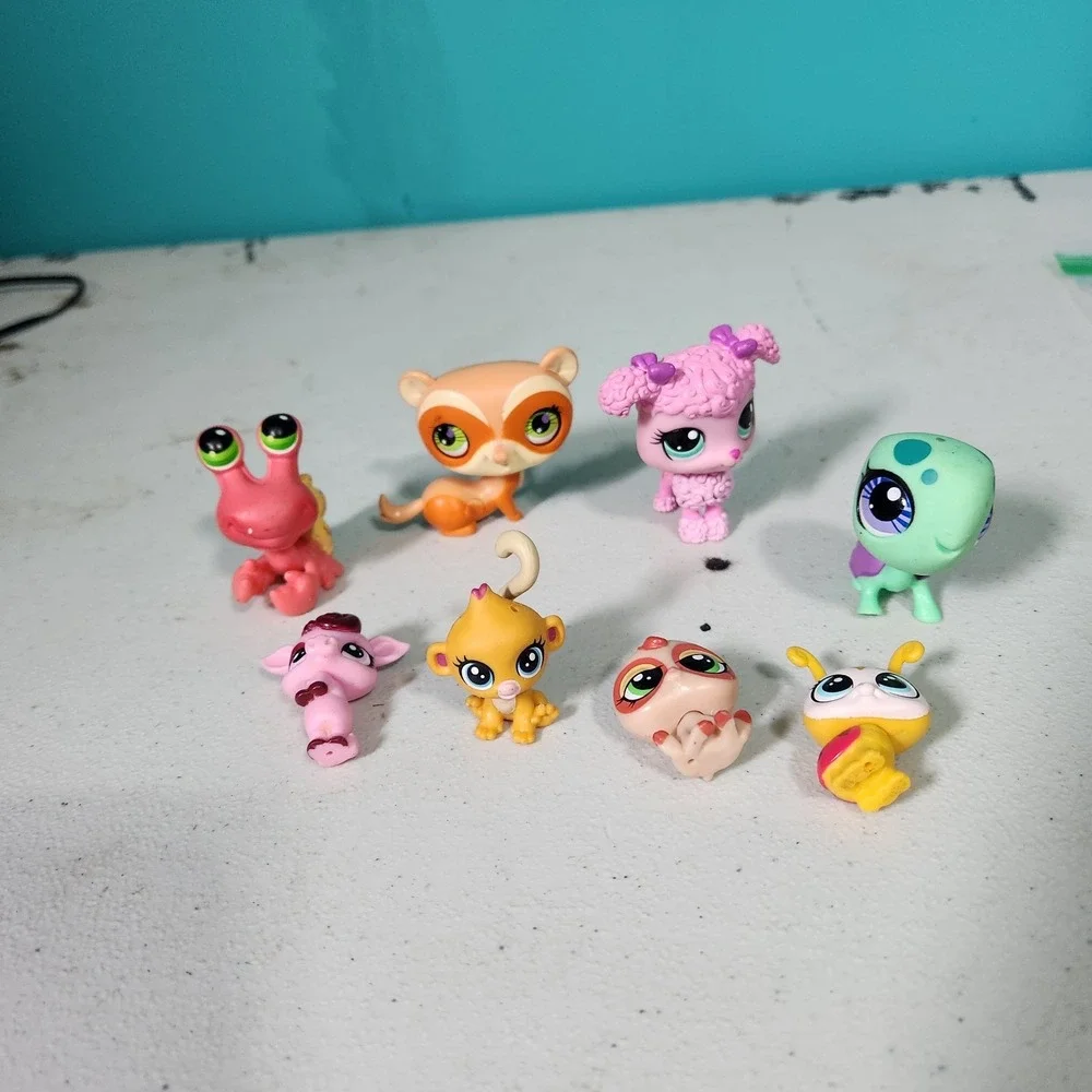 Hasbro Littlest Pet Shop LPS Mixed Lot 8 Figures Poodle HermitCrab Turtle Monkey